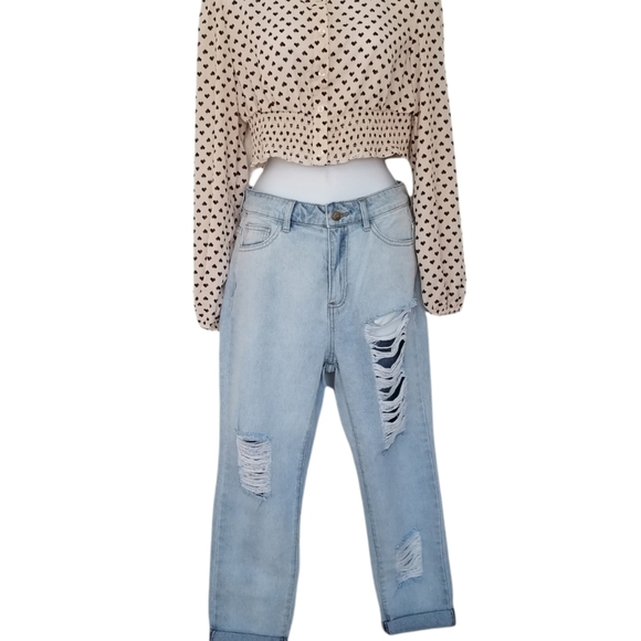 Forever 21 Destroyed Distressed High Rise Boyfriend Jeans Light Wash Size Small. - Picture 2 of 8